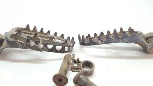 Foot Pegs Rests Steps Suzuki RMZ450 2008 RMZ 450 08-10 #719