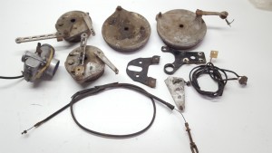 Box of Brake Plates Carburettor Axles KTM 390GS 390 400 GS Approx 1982