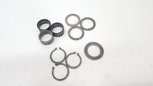 Gearbox Transmission Output Countershaft Washer Needle Bearings Circlips KTM 640LC4 2004 640 LC4 04 #SES