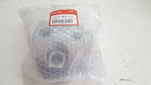 Brand New Honda CRF450R 2009 Cylinder Head Cover #NHS