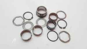 Transmission Gearbox Output Hardware Countershaft Needle Bearing Circlips KTM 400EXC 2002 400 520 EXC 02 #782