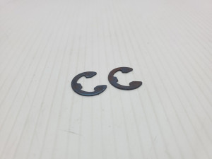 New Kawasaki KDX 200 250 KLR 250 KX 125 250 Pair of 10mm Circlips 482K0100 NOS