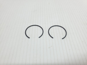 New Kawasaki Pair of Circlips 92033-1056 NOS