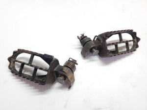 Suzuki RM125 2004 Foot Pegs RM 125 03-06 #LWRM04