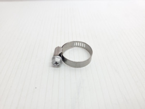 New Kawasaki KDX 200 220 250 KLX 250 300 KX 60 80 100 Cooling Hose Clamp 92037-1589 NOS