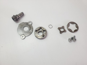 Honda XR650R 2000 Oil Pump Assembly XR650 XR 650 00-06 #506