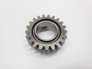 Honda XR650R 2000 Main Shaft 4th Gear 21T XR650 XR 650 00-06 #506