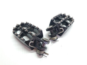 Suzuki DRZ400E 2015 Foot Pegs RHK DRZ 400 E  #841