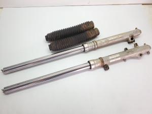 NLA Yamaha IT200 1986 Forks #882